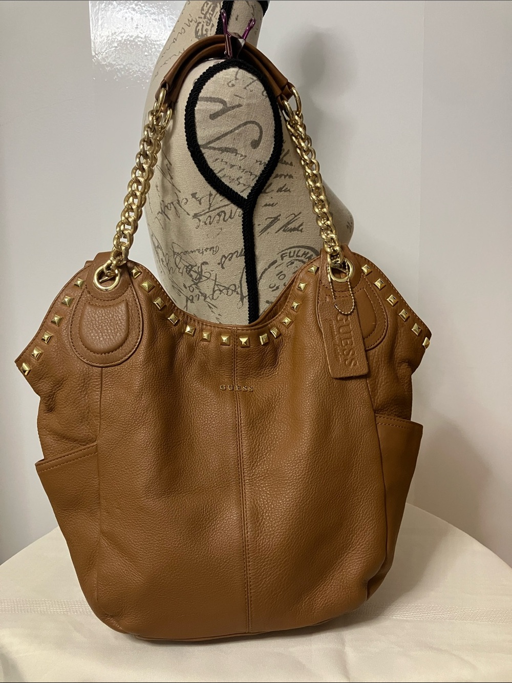 Guess Collection Hobo Bag Pebbled Leather in Cognac